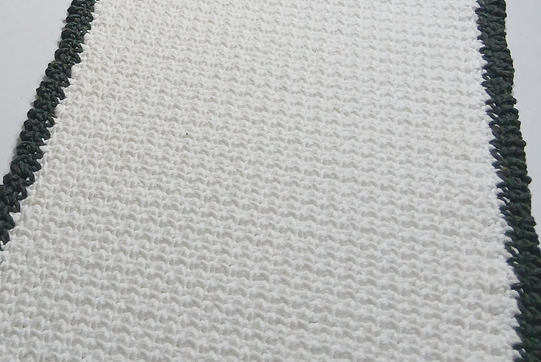 "Ovela Cedar Set" White Placemats - Charcoal Olive Border (4 pieces)