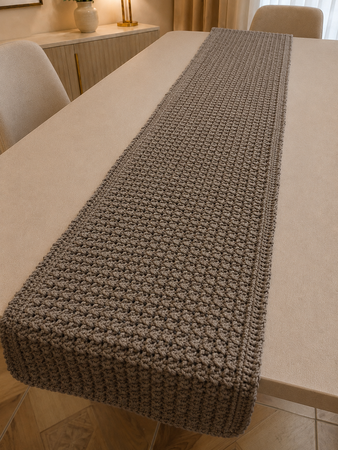 "Ovela Sand", Thick, textured design