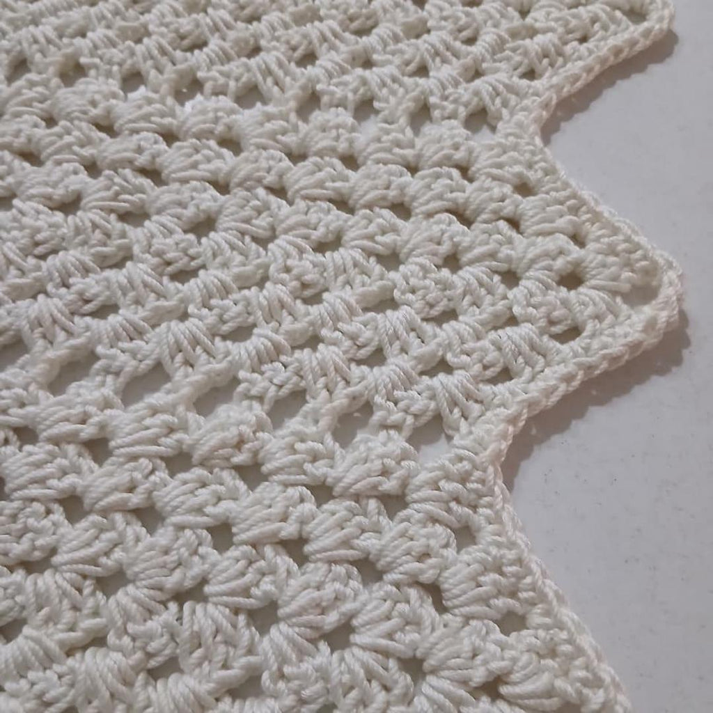 "Ovela Ivory" Off-white table runner