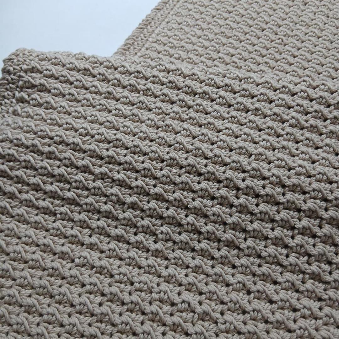 "Ovela Sand", Thick, textured design